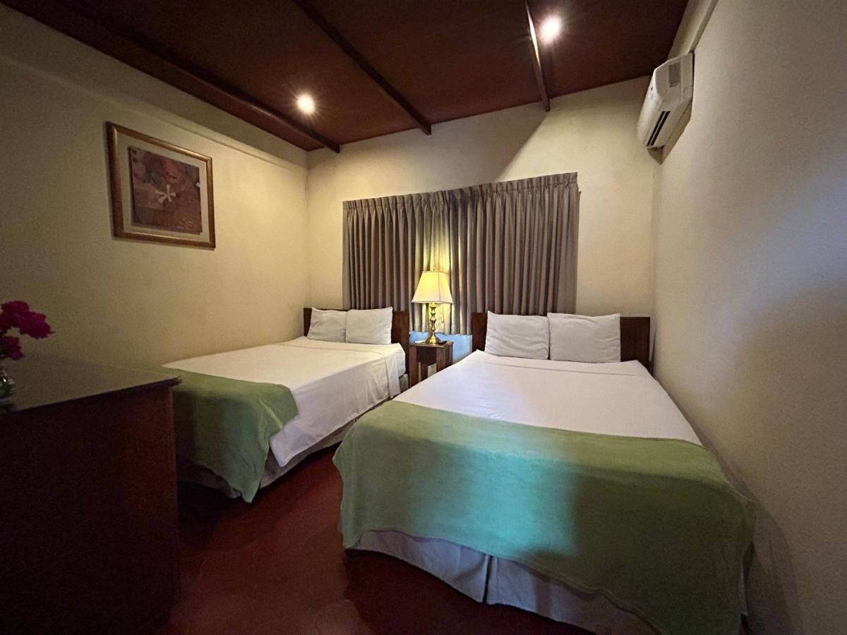 Hotel Del Patio Flores Εξωτερικό φωτογραφία
