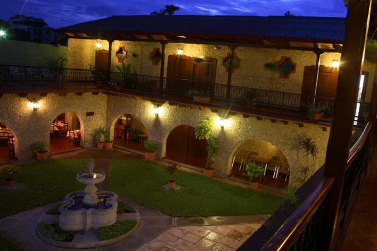 Hotel Del Patio Flores Εξωτερικό φωτογραφία