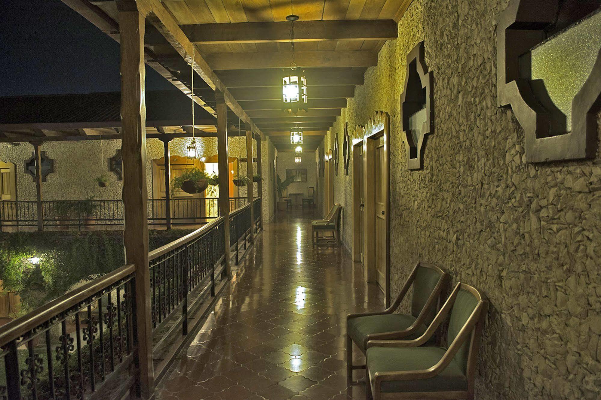 Hotel Del Patio Flores Εξωτερικό φωτογραφία
